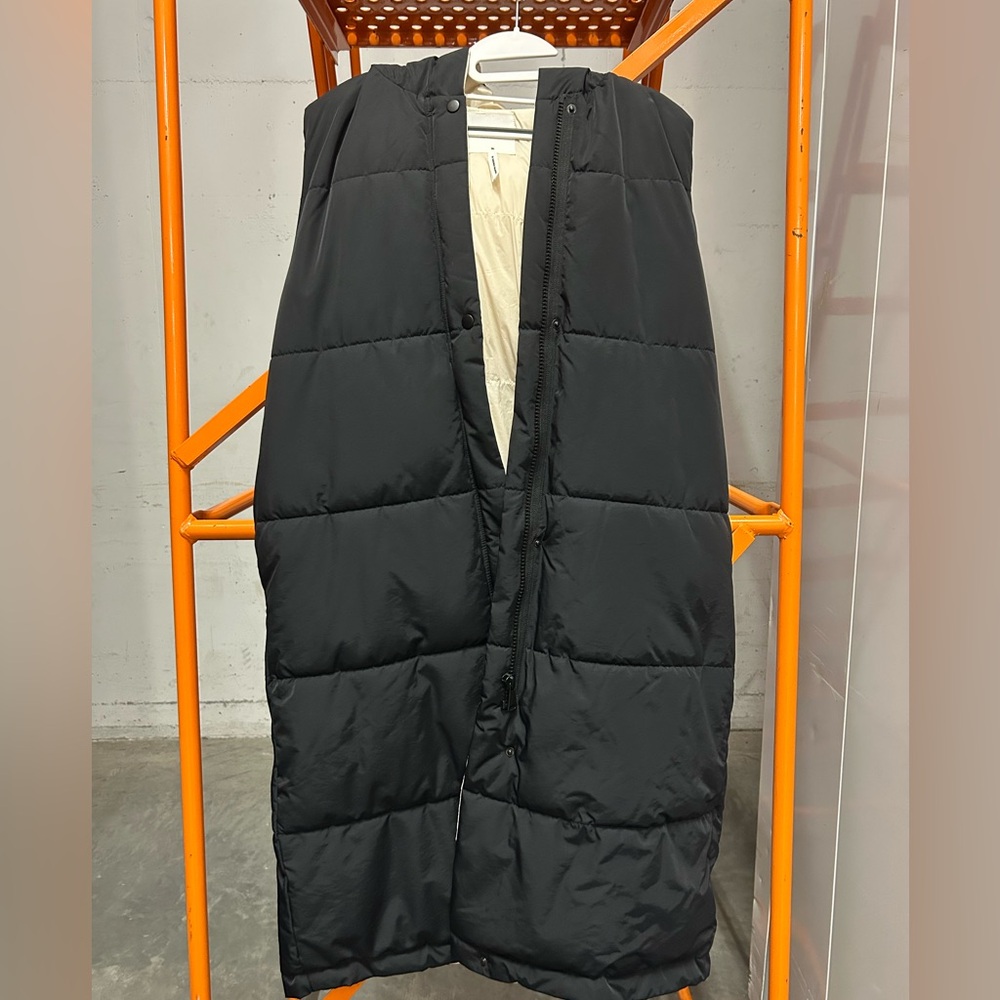 Men's Classic Black Puffer Vest